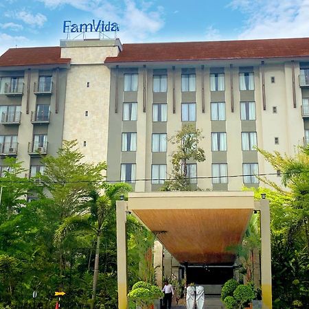 Famvida Hotel Lubuklinggau Eksteriør billede